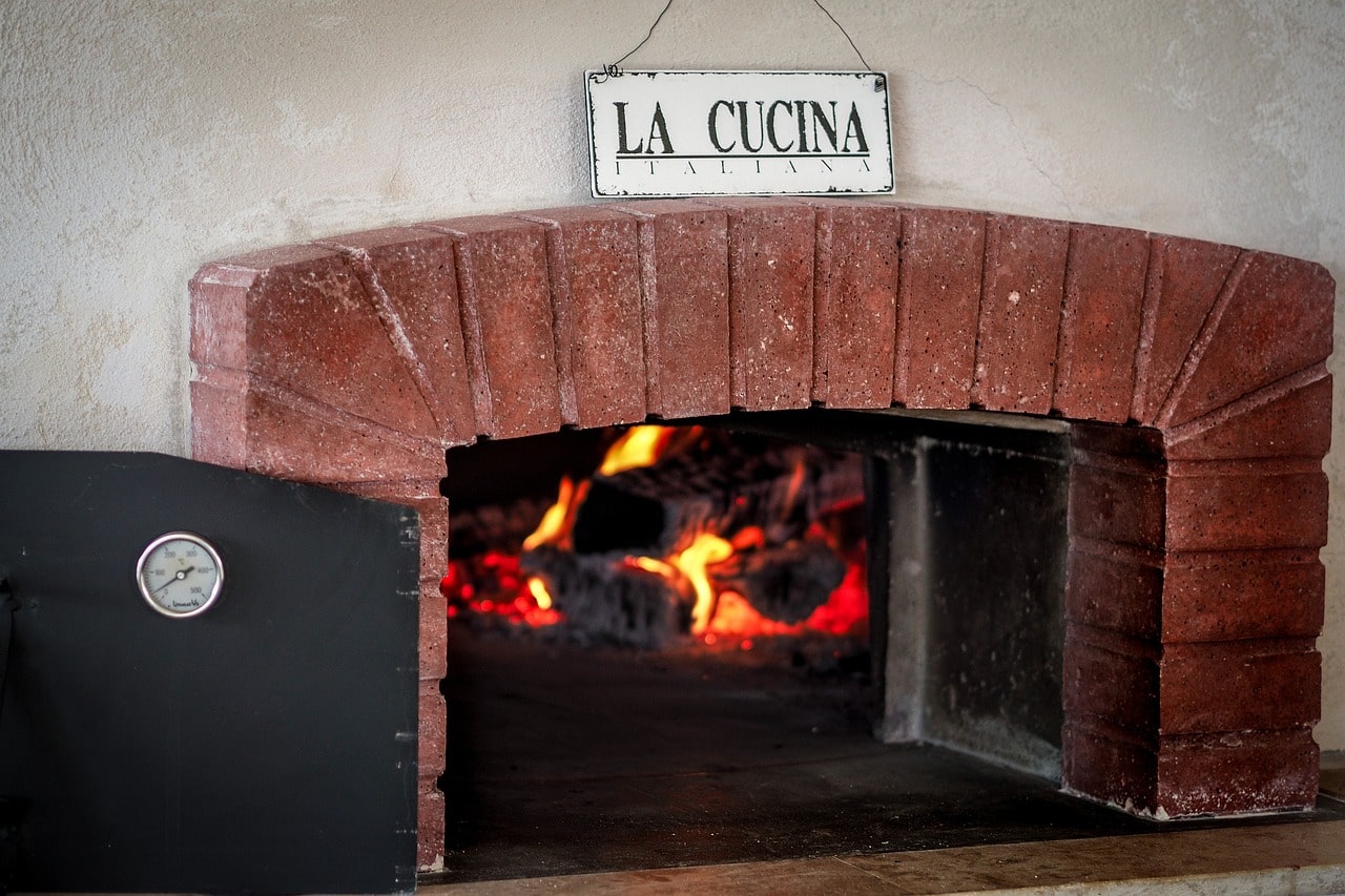 High-Quality Pizza Ovens and Grills Available in Somerville, MA Premium Pizza Ovens and Grills in Somerville, Massachusetts